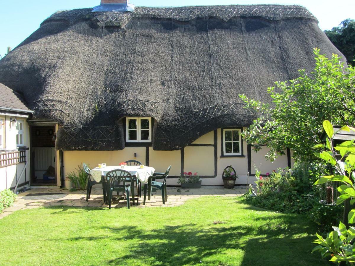 The Stable Villa Истли Екстериор снимка